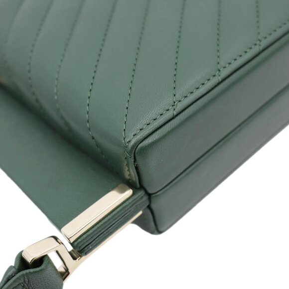 Chanel  Reissue Box Chevron Lambskin Leather Clutch Bag Green - Picture 9 of 13